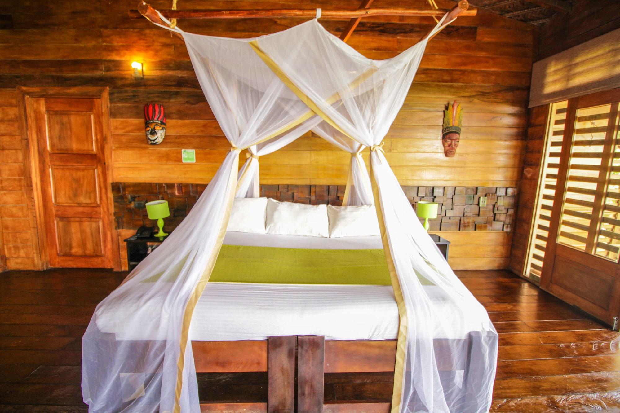 On Vacation Amazon Hotel เลติเซีย ภายนอก รูปภาพ