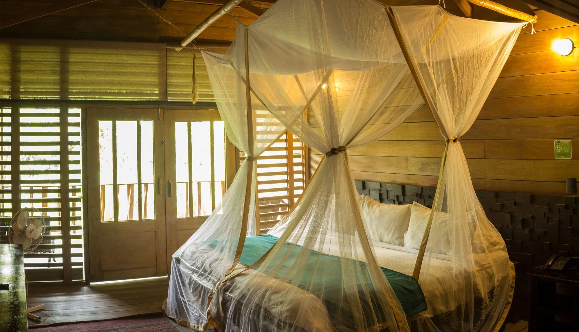 On Vacation Amazon Hotel เลติเซีย ภายนอก รูปภาพ