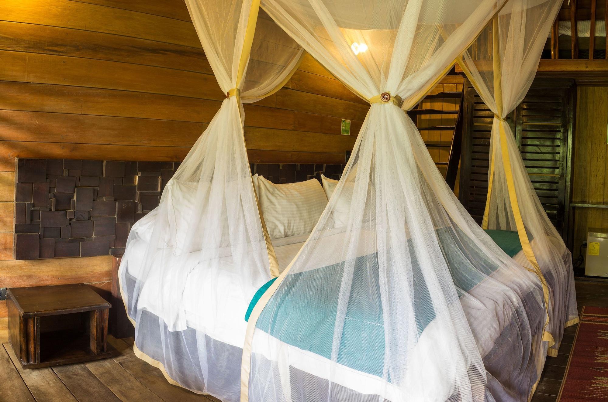 On Vacation Amazon Hotel เลติเซีย ภายนอก รูปภาพ