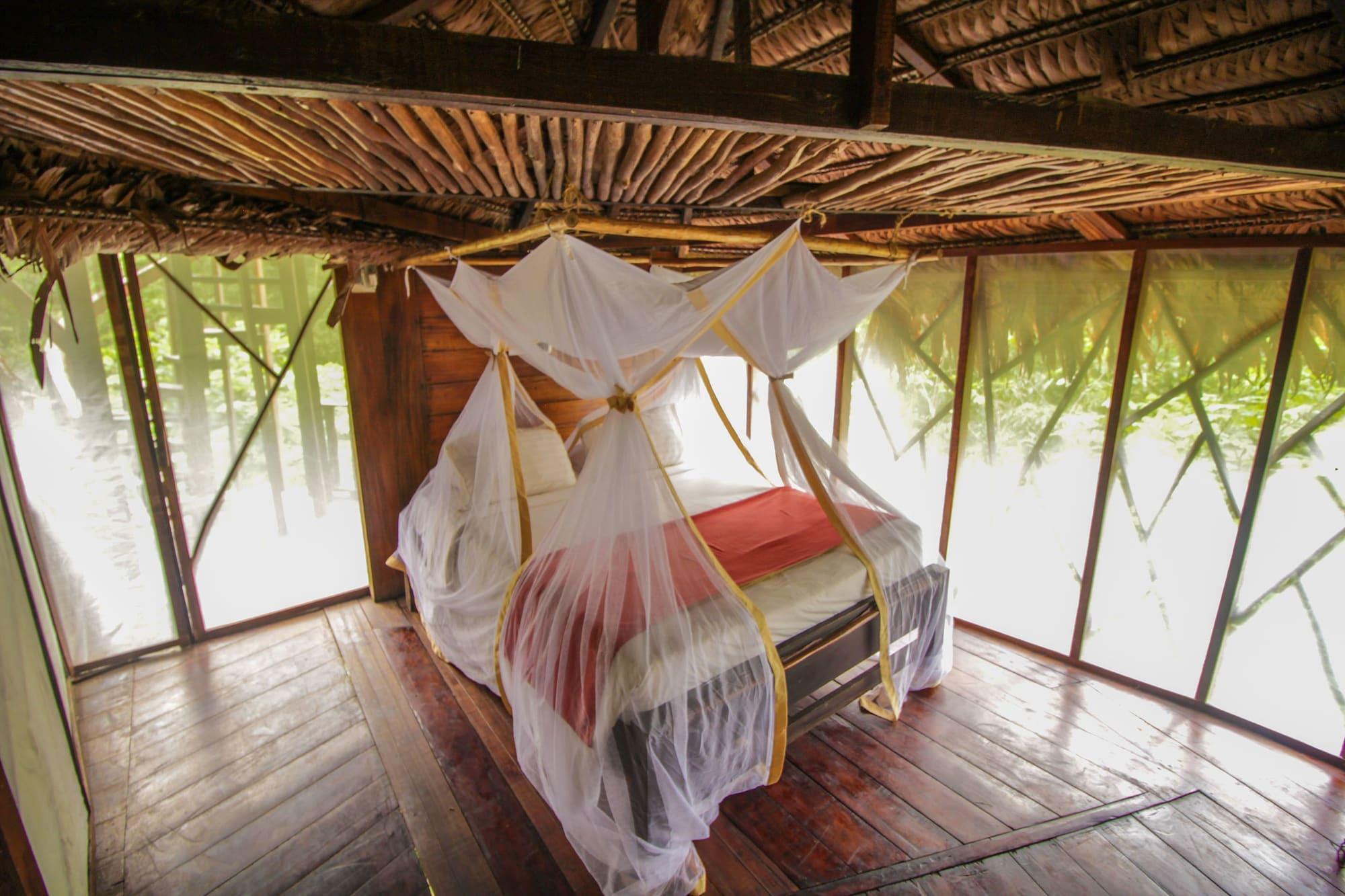 On Vacation Amazon Hotel เลติเซีย ภายนอก รูปภาพ