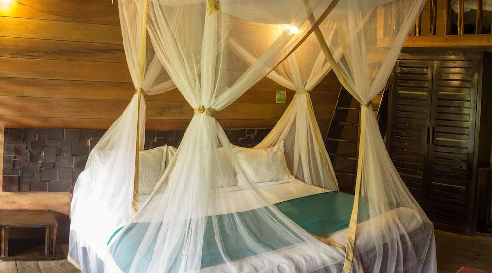 On Vacation Amazon Hotel เลติเซีย ภายนอก รูปภาพ