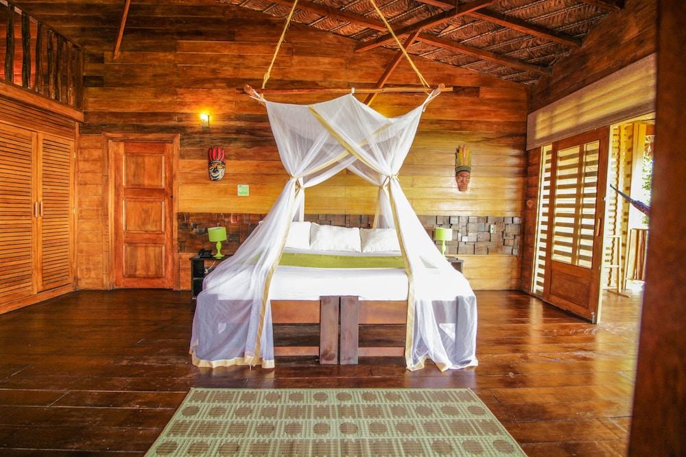 On Vacation Amazon Hotel เลติเซีย ภายนอก รูปภาพ