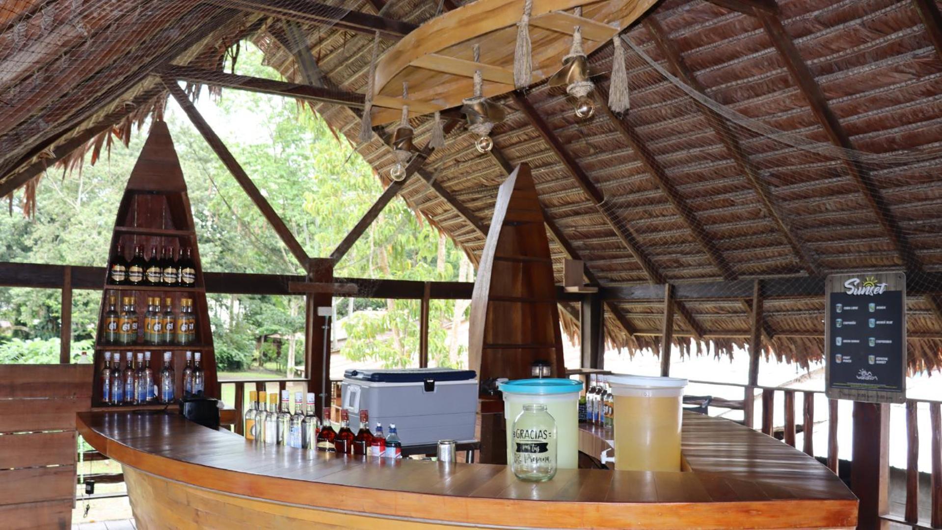 On Vacation Amazon Hotel เลติเซีย ภายนอก รูปภาพ