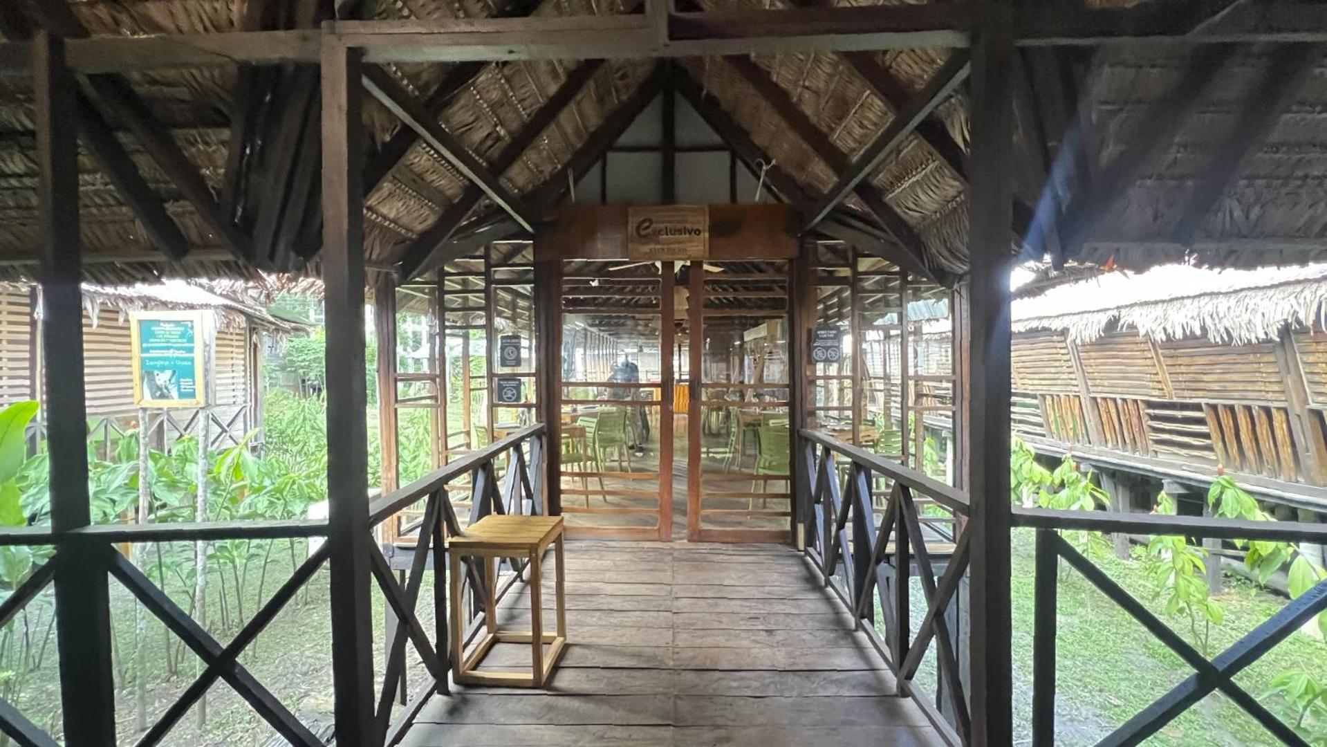 On Vacation Amazon Hotel เลติเซีย ภายนอก รูปภาพ