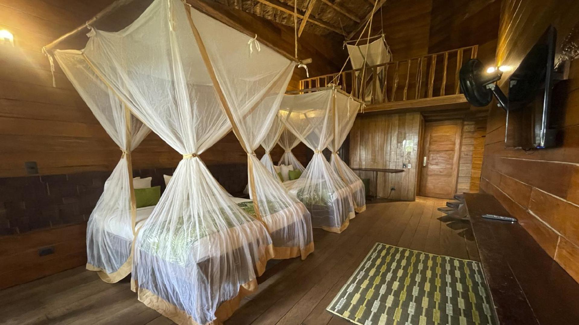 On Vacation Amazon Hotel เลติเซีย ภายนอก รูปภาพ